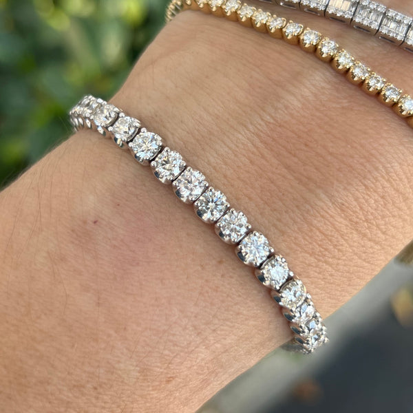 10 Carat Diamond Tennis Bracelet Santayana   6386CFAA 3547 462A B009 3F404FCCA96B 600x.heic