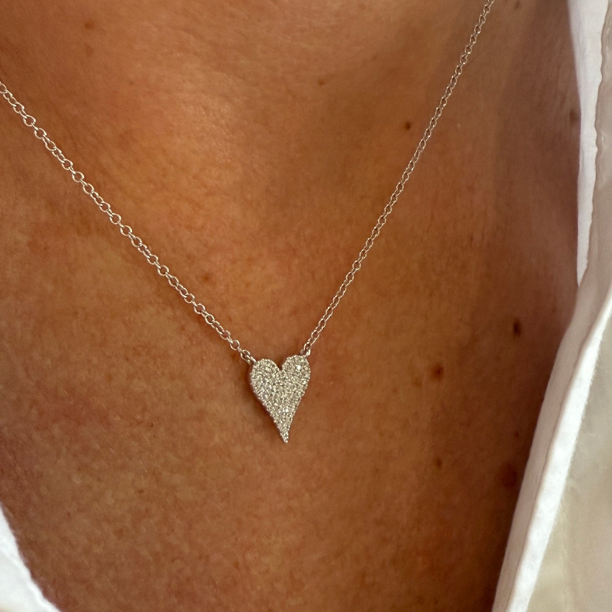 Mini White Gold Diamond Heart