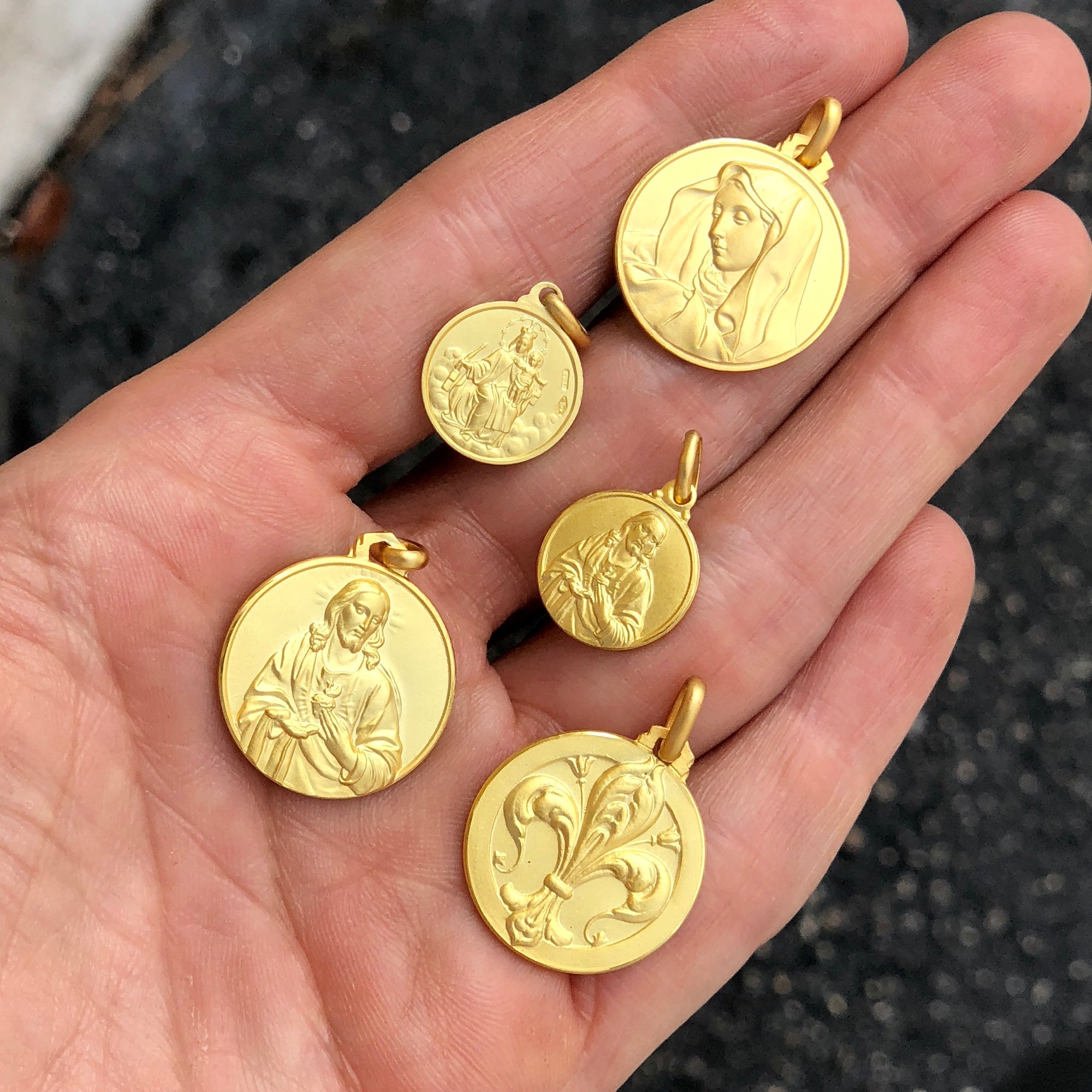 14K Scapular Medal in Gold