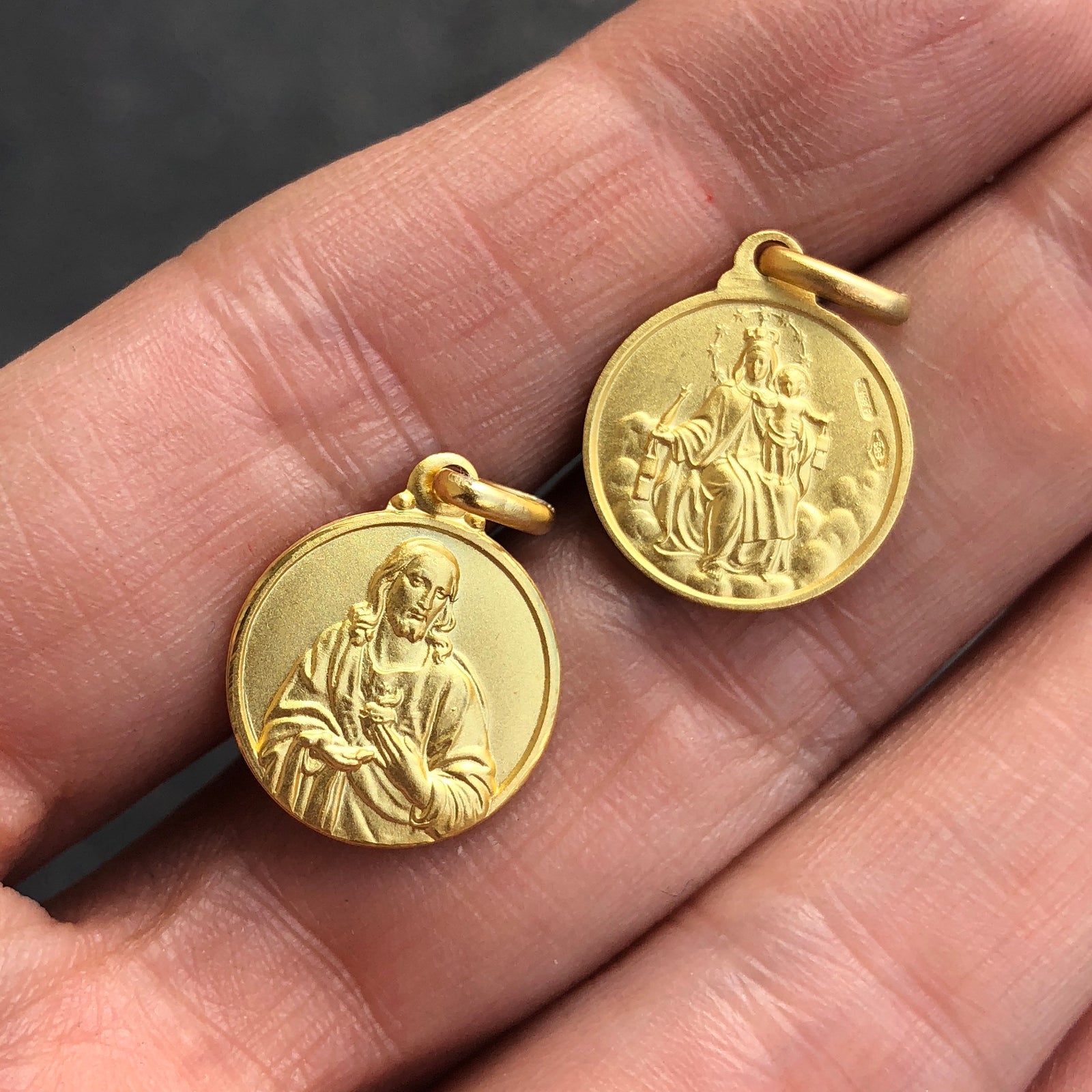 14K Scapular Medal in Gold