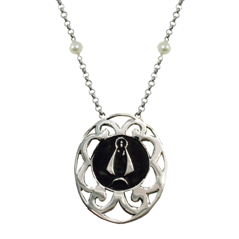 Collar Caridad del Cobre