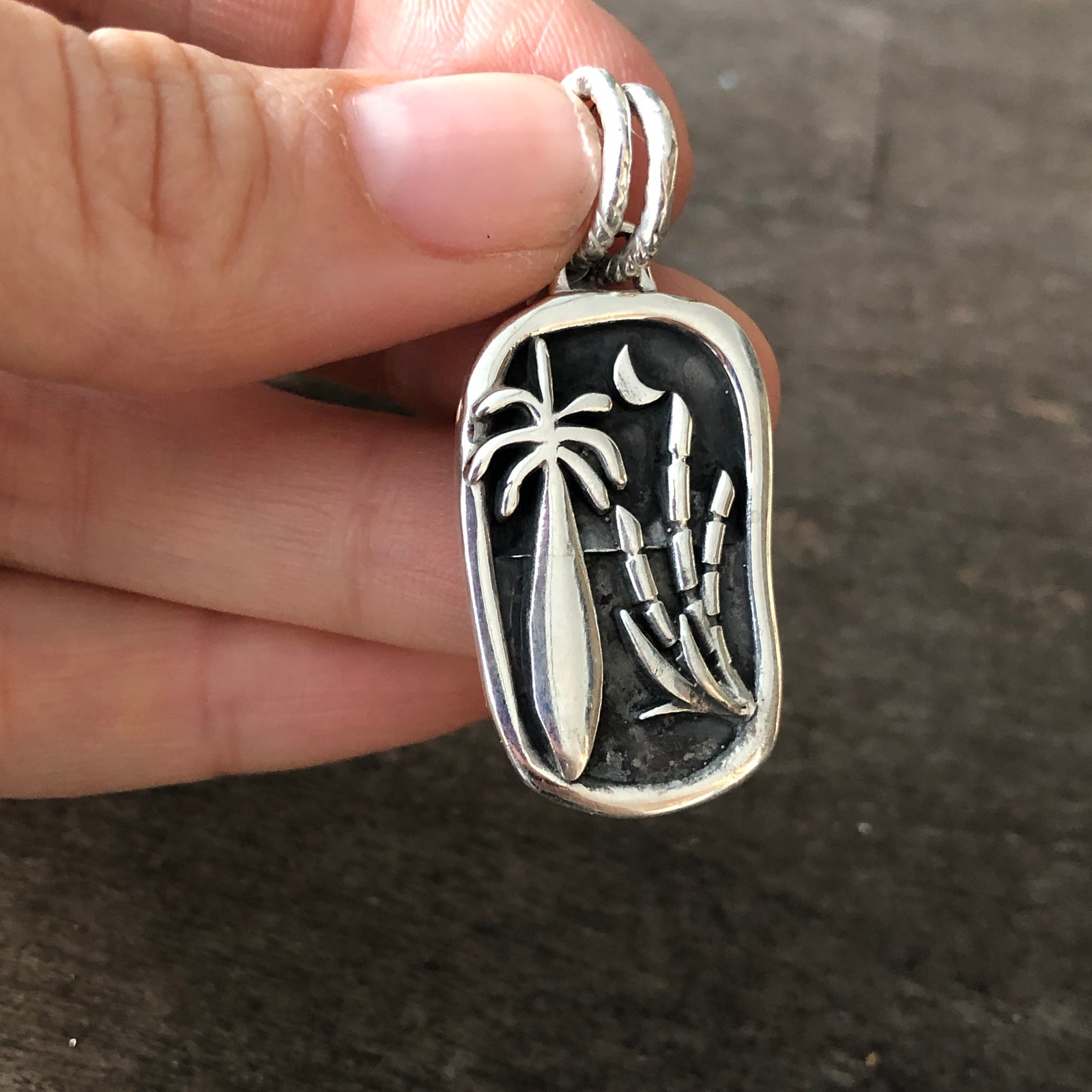Havana Nights Pendant