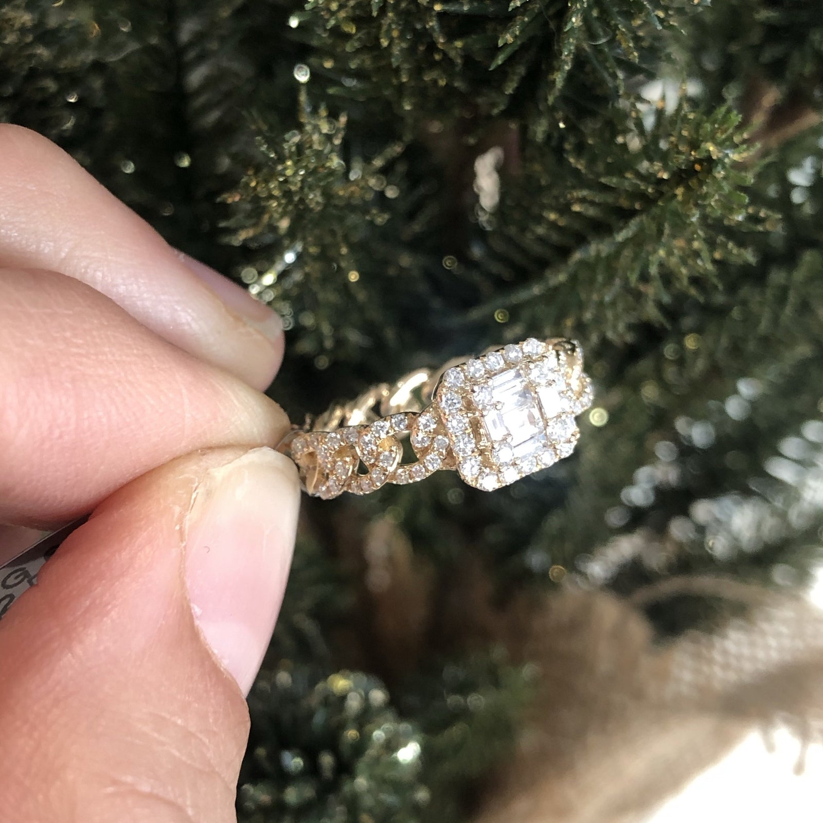 Yellow Gold Diamond Chain Ring