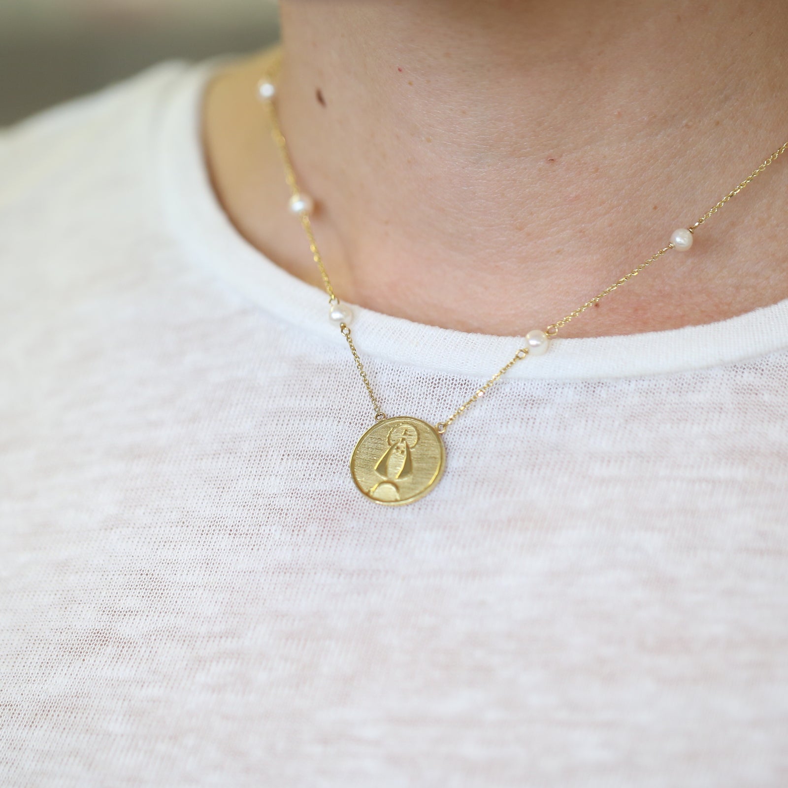 Caridad del Cobre Medal Necklace in Yellow Gold