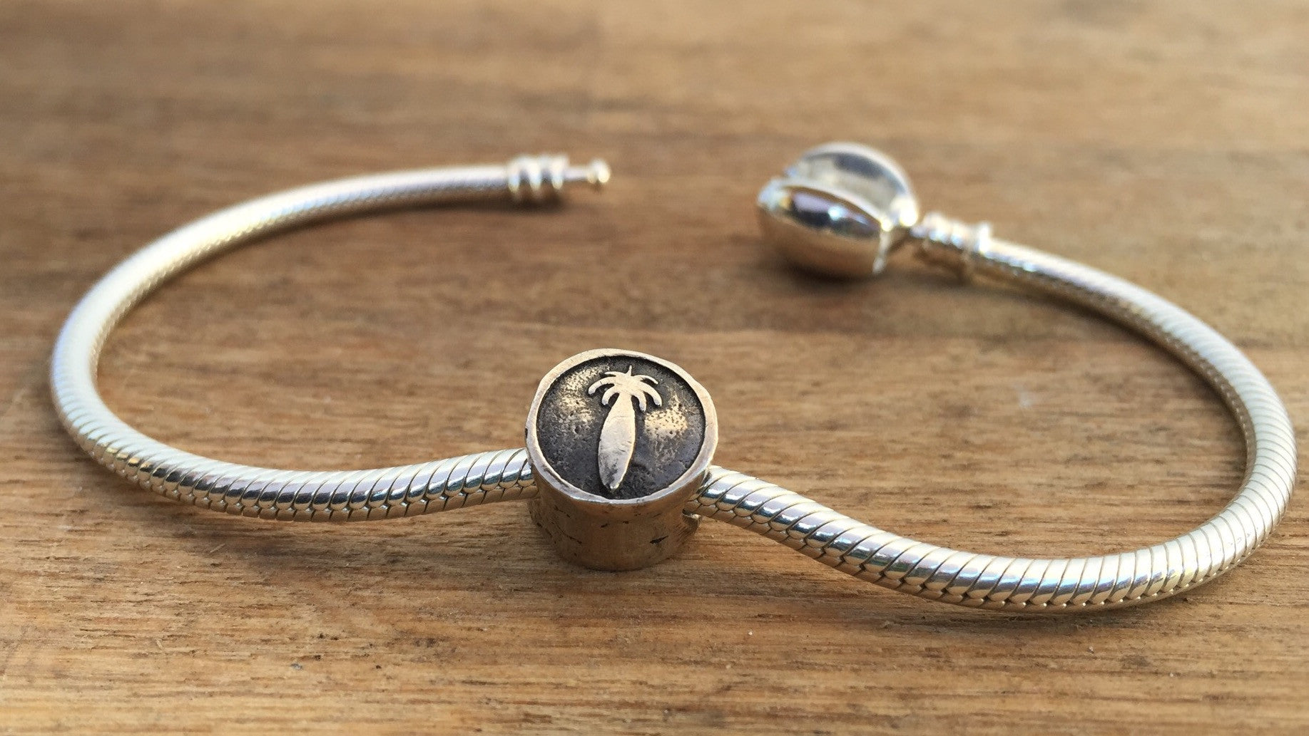 Round Palm Tree Charm